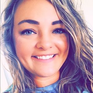 Meet your Posher, Catherine